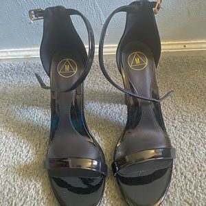 MISSGUIDED BLOCK HEEL